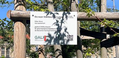 Abb27b Schild 50J AK Leipzig 410x200