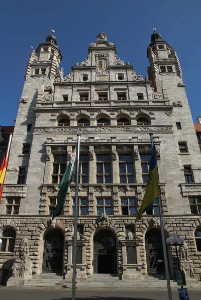 GoGiGo2025 Neues Rathaus GALK 2014 400x595