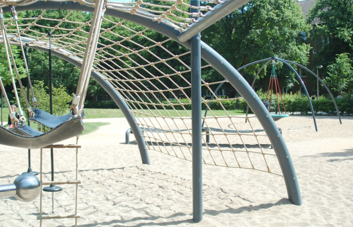 Die GALK, AK-Spielen, präsentiert die Vergabekriterien der Grünflächenämter hinsichtlich Gewährleistung und Garantie mit letzter Aktualisierung von 2014.